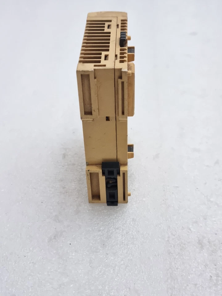 SCHNEIDER ELECTRIC TWDDDI8DT TWIDO DC IN PLC MODULE TWDDDI8DT